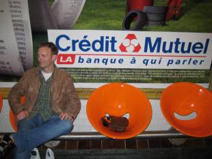 Waiting for the Metro